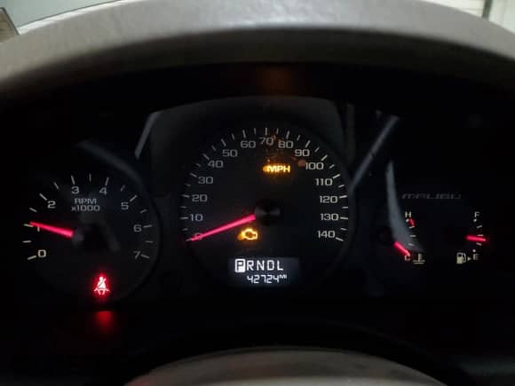 2004 Chevrolet Malibu z VIN 1G1ZS52F74F156144, wystawiony jako Copart lot #80606045 z przebiegiem 42 724 mil mil oraz Szkoda całkowita • Salvage title. Historia ofert i sprzedaży dostępna na DreamBid. Obrazek 9.