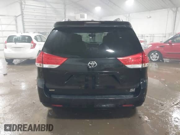 2014 Toyota Sienna Limited с VIN 5TDDK3DC7ES072058, выставлен на аукционе IAAI как лот 41548332 с пробегом 153 742 миль миль и . История ставок и продаж доступна на DreamBid. Изображение 16.