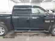 2013 Ram 1500 Express z VIN 1C6RR7KT7DS514555, wystawiony jako IAAI lot #42384397 z przebiegiem 176 677 mil mil oraz . Historia ofert i sprzedaży dostępna na DreamBid. Obrazek 13.