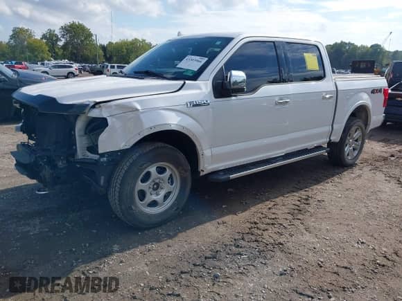 2018 Ford F-150 XL z VIN 1FTEW1EG2JKF48815, wystawiony jako IAAI lot #43303966 z przebiegiem 125 913 mil mil oraz . Historia ofert i sprzedaży dostępna na DreamBid. Obrazek 2.