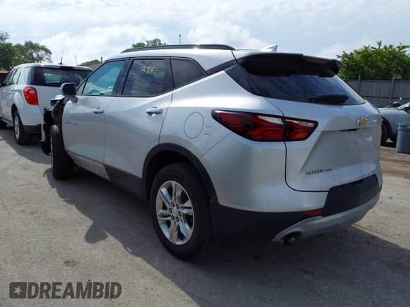 2020 Chevrolet Blazer LT с VIN 3GNKBJRS0LS552471, выставлен на аукционе IAAI как лот 42368381 с пробегом 89 697 миль миль и . История ставок и продаж доступна на DreamBid. Изображение 3.