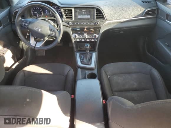 2020 Hyundai Elantra SE z VIN 5NPD74LF0LH499233, wystawiony jako Copart lot #80207785 z przebiegiem 80 776 mil mil oraz Szkoda całkowita • Salvage title. Historia ofert i sprzedaży dostępna na DreamBid. Obrazek 8.