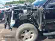 2017 Chevrolet Silverado 1500 LT z VIN 1GCVKREC8HZ224356, wystawiony jako IAAI lot #43058181 z przebiegiem 166 378 mil mil oraz . Historia ofert i sprzedaży dostępna na DreamBid. Obrazek 6.