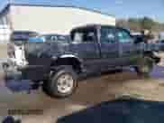 1999 Chevrolet Silverado 2500 z VIN 1GCFC29T3XZ176654, wystawiony jako Copart lot #88142645 z przebiegiem Nie podano mil oraz Szkoda całkowita • Salvage title. Historia ofert i sprzedaży dostępna na DreamBid. Obrazek 3.