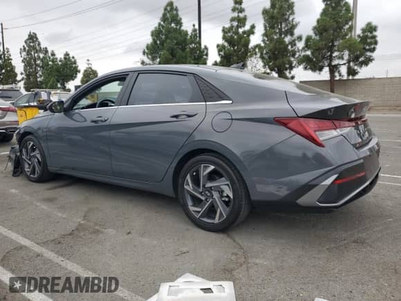 2024 Hyundai Elantra Limited with VIN KMHLN4DJ2RU106086, listed as a Copart auction lot 81509095 with 37,393 mi miles and Salvage title. Bid and sale history available at DreamBid. Image 2.