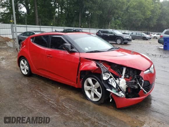 2014 Hyundai Veloster z VIN KMHTC6ADXEU216720, wystawiony jako Copart lot #67971295 z przebiegiem 81 777 mil mil oraz Szkoda całkowita • Salvage title. Historia ofert i sprzedaży dostępna na DreamBid. Obrazek 4.
