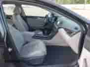 2015 Hyundai Sonata Sport с VIN 5NPE34AF1FH245005, выставлен на аукционе IAAI как лот 42612427 с пробегом Не указан миль и . История ставок и продаж доступна на DreamBid. Изображение 5.