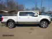 2015 Ford F-150 XLT z VIN 1FTEW1EG1FFA47818, wystawiony jako IAAI lot #41716884 z przebiegiem 113 192 mil mil oraz . Historia ofert i sprzedaży dostępna na DreamBid. Obrazek 14.