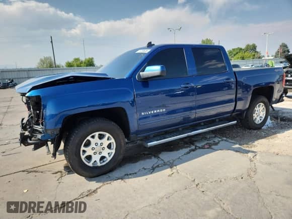 2016 Chevrolet Silverado 1500 LT with VIN 3GCUKREC9GG204529, listed as a Copart auction lot 71709635 with 183,382 mi miles and Salvage title. Bid and sale history available at DreamBid. Image 1.