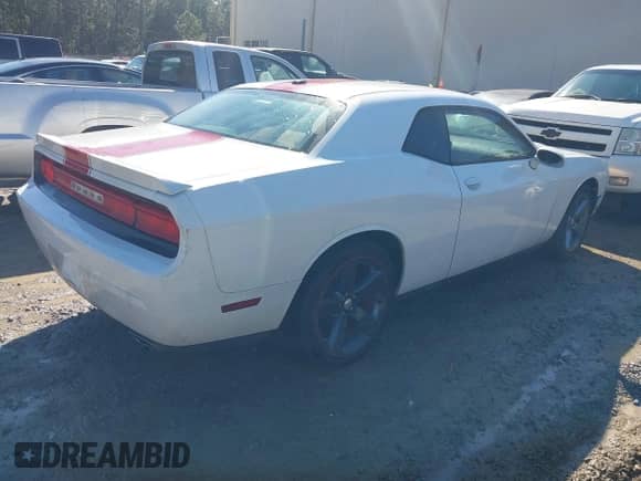 2013 Dodge Challenger SXT with VIN 2C3CDYAG2DH510772, listed as a IAAI auction lot 41417597 with 131,087 mi miles and . Bid and sale history available at DreamBid. Image 4.