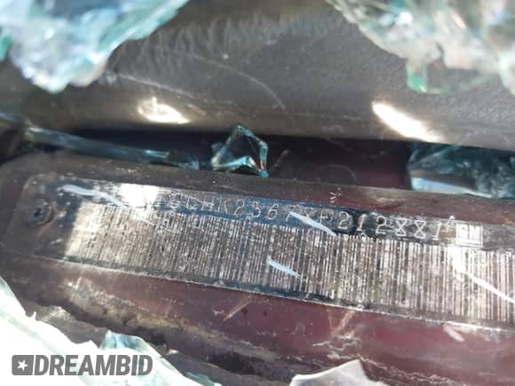 2008 Chevrolet Silverado 2500HD LTZ z VIN 1GCHK23678F212881, wystawiony jako IAAI lot #43262858 z przebiegiem Nie podano mil oraz . Historia ofert i sprzedaży dostępna na DreamBid. Obrazek 9.