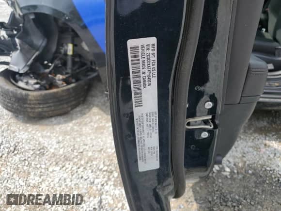 2023 Dodge Charger Police z VIN 2C3CDXAT4PH643318, wystawiony jako Copart lot #51910875 z przebiegiem Nie podano mil oraz Szkoda całkowita • Salvage title. Historia ofert i sprzedaży dostępna na DreamBid. Obrazek 12.