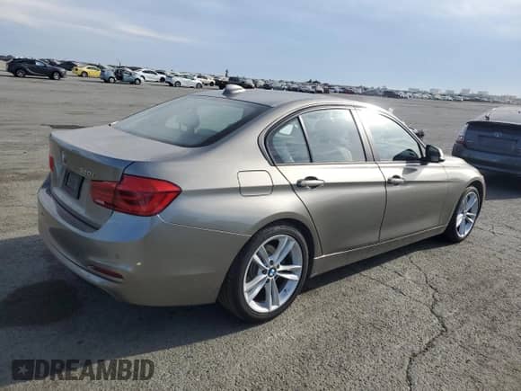 2016 BMW 3 Series 320i with VIN WBA8E1G50GNU10951, listed as a Copart auction lot 71037195 with 68,060 mi miles and Salvage title. Bid and sale history available at DreamBid. Image 3.