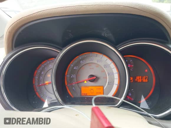 2009 Nissan Murano SL z VIN JN8AZ18U39W023424, wystawiony jako IAAI lot #42902967 z przebiegiem 189 127 mil mil oraz . Historia ofert i sprzedaży dostępna na DreamBid. Obrazek 7.