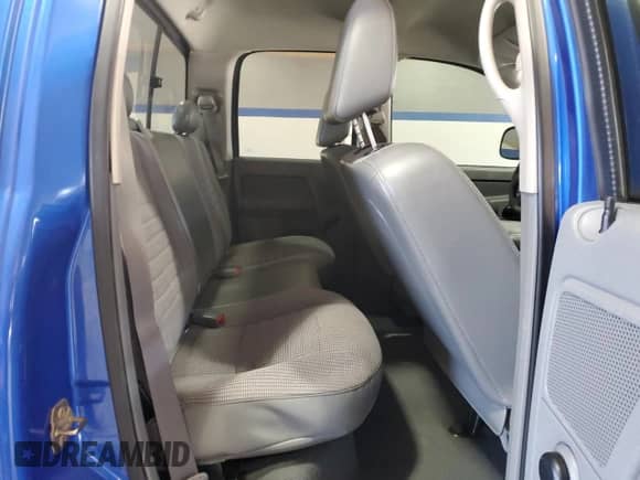 2007 Dodge 1500 ST z VIN 1D7HU18P67J609103, wystawiony jako Copart lot #46133365 z przebiegiem 151 211 mil mil oraz Szkoda całkowita • Salvage title. Historia ofert i sprzedaży dostępna na DreamBid. Obrazek 10.