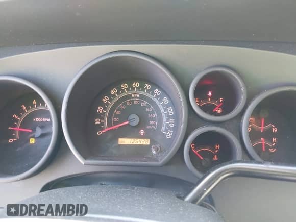 2012 Toyota Tundra z VIN 5TFRU5F19CX026861, wystawiony jako IAAI lot #41827542 z przebiegiem 135 428 mil mil oraz . Historia ofert i sprzedaży dostępna na DreamBid. Obrazek 7.
