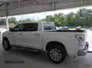 2013 Toyota Tundra Limited с VIN 5TFHW5F15DX321804, выставлен на аукционе IAAI как лот 42903708 с пробегом 114 587 миль миль и . История ставок и продаж доступна на DreamBid. Изображение 14.