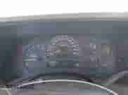 2005 Chevrolet Silverado 1500 z VIN 1GCEC14T55Z142306, wystawiony jako IAAI lot #41525048 z przebiegiem 202 114 mil mil oraz . Historia ofert i sprzedaży dostępna na DreamBid. Obrazek 7.