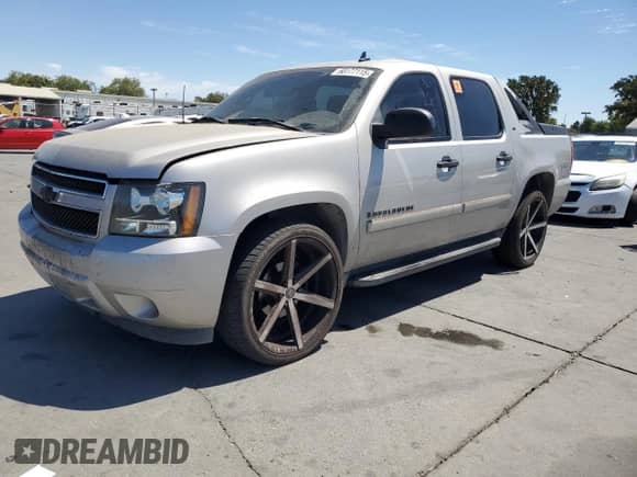 2007 Chevrolet Avalanche 2LT z VIN 3GNEC12J57G234253, wystawiony jako Copart lot #68177115 z przebiegiem 235 700 mil mil oraz Czysty tytuł • Clean title. Historia ofert i sprzedaży dostępna na DreamBid. Obrazek 1.
