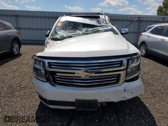 2019 Chevrolet Suburban Premier с VIN 1GNSKJKC9KR396466, выставлен на аукционе Copart как лот 70675495 с пробегом 128 532 миль миль и Списание • Salvage title. История ставок и продаж доступна на DreamBid. Изображение 5.