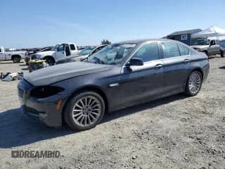 2013 BMW 5 Series 535i с VIN WBAFR7C56DC820648, выставлен на аукционе Copart как лот 85007935 с пробегом 78 871 миль миль и Чистый • Clean title. История ставок и продаж доступна на DreamBid. Изображение 1.