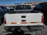 2013 Ford F-250 XL z VIN 1FT7X2A64DEA52619, wystawiony jako Copart lot #56963475 z przebiegiem 187 519 mil mil oraz Czysty tytuł • Clean title. Historia ofert i sprzedaży dostępna na DreamBid. Obrazek 6.