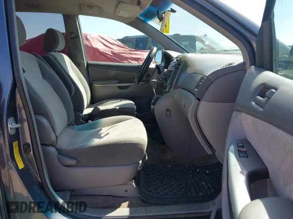 2008 Toyota Sienna CE с VIN 5TDZK23C28S204956, выставлен на аукционе IAAI как лот 43241944 с пробегом 214 542 миль миль и . История ставок и продаж доступна на DreamBid. Изображение 5.