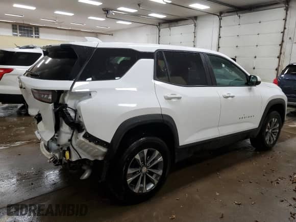 2026 Chevrolet Equinox FWD LT z VIN 3GNAXHEG5TL132433, wystawiony jako Copart lot #83807735 z przebiegiem 5 050 mil mil oraz Szkoda całkowita • Salvage title. Historia ofert i sprzedaży dostępna na DreamBid. Obrazek 3.