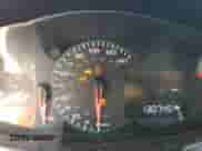 2017 Chevrolet Sonic LT z VIN 1G1JG6SH8H4172859, wystawiony jako Copart lot #67503045 z przebiegiem 130 745 mil mil oraz Czysty tytuł • Clean title. Historia ofert i sprzedaży dostępna na DreamBid. Obrazek 9.