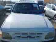 1995 Ford Explorer Eddie Bauer z VIN 1FMCU24X1SUB07828, wystawiony jako IAAI lot #41145230 z przebiegiem 269 846 mil mil oraz . Historia ofert i sprzedaży dostępna na DreamBid. Obrazek 10.