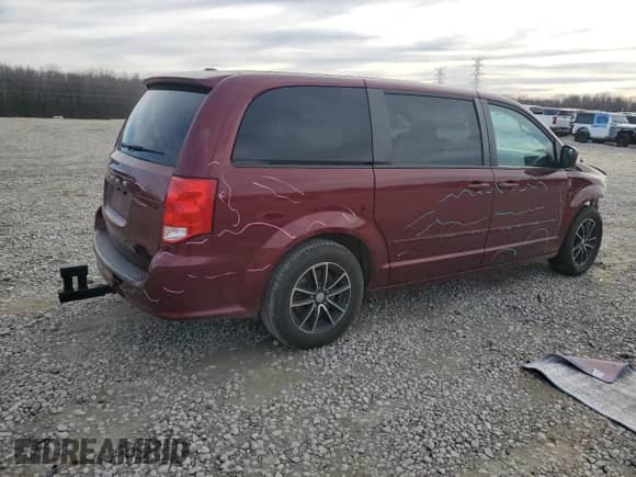 2017 Dodge Grand Caravan SE with VIN 2C4RDGBGXHR678738, listed as a Copart auction lot 44819485 with 100,940 mi miles and Salvage title. Bid and sale history available at DreamBid. Image 3.