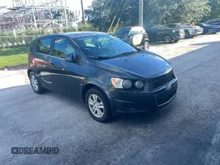 2014 Chevrolet Sonic LT с VIN 1G1JC6SH8E4198501, выставлен на аукционе Copart как лот 86998775 с пробегом 125 796 миль миль и Чистый • Clean title. История ставок и продаж доступна на DreamBid. Изображение 1.