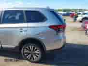 2020 Mitsubishi Outlander ES с VIN JA4AZ3A39LZ006104, выставлен на аукционе IAAI как лот 42316711 с пробегом 79 623 миль миль и . История ставок и продаж доступна на DreamBid. Изображение 6.