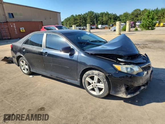 2013 Toyota Camry SE с VIN 4T1BF1FK0DU656280, выставлен на аукционе Copart как лот 82005785 с пробегом Не указан миль и Списание • Salvage title. История ставок и продаж доступна на DreamBid. Изображение 4.