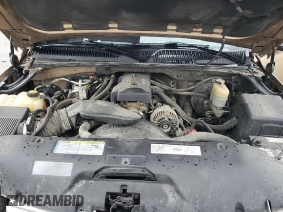 2000 Chevrolet Suburban LT z VIN 3GNFK16T7YG150665, wystawiony jako Copart lot #76552064 z przebiegiem 214 608 mil mil oraz Szkoda całkowita • Salvage title. Historia ofert i sprzedaży dostępna na DreamBid. Obrazek 12.