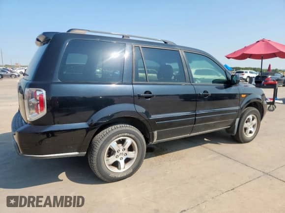 2006 Honda Pilot EX-L z VIN 5FNYF28506B048699, wystawiony jako Copart lot #71624605 z przebiegiem 187 755 mil mil oraz Czysty tytuł • Clean title. Historia ofert i sprzedaży dostępna na DreamBid. Obrazek 3.