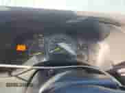 2001 GMC Sierra 1500 SLE z VIN 2GTEC19T211287783, wystawiony jako Copart lot #84647695 z przebiegiem 375 190 mil mil oraz Szkoda całkowita • Salvage title. Historia ofert i sprzedaży dostępna na DreamBid. Obrazek 9.