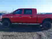 2007 Dodge 2500 Laramie z VIN 3D7KS29A57G771219, wystawiony jako IAAI lot #41646157 z przebiegiem 120 596 mil mil oraz . Historia ofert i sprzedaży dostępna na DreamBid. Obrazek 15.
