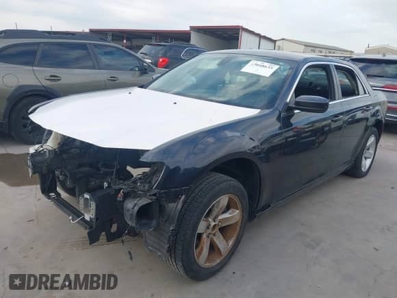 2018 Chrysler 300 Touring L с VIN 2C3CCAAG1JH279305, выставлен на аукционе IAAI как лот 43048635 с пробегом 116 962 миль миль и . История ставок и продаж доступна на DreamBid. Изображение 2.