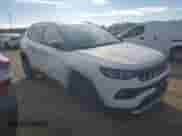 2022 Jeep Compass Limited with VIN 3C4NJDCB7NT214517, listed as a Copart auction lot 82420765 with 16,203 mi miles and Salvage title. Bid and sale history available at DreamBid. Image 4.
