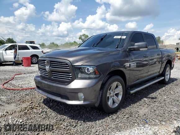 2014 Ram 1500 Sport z VIN 1C6RR6MT5ES229894, wystawiony jako Copart lot #60517795 z przebiegiem 162 279 mil mil oraz Szkoda całkowita • Salvage title. Historia ofert i sprzedaży dostępna na DreamBid. Obrazek 1.