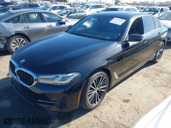 2021 BMW 5 Series 530i with VIN WBA53BH05MCF75051, listed as a IAAI auction lot 41336049 with 71,933 mi miles and . Bid and sale history available at DreamBid. Image 17.