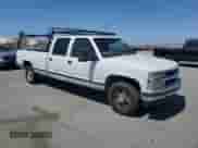 1998 Chevrolet Silverado 3500 z VIN 1GCGC33J7WF006525, wystawiony jako Copart lot #70394365 z przebiegiem 153 622 mil mil oraz Szkoda całkowita • Salvage title. Historia ofert i sprzedaży dostępna na DreamBid. Obrazek 4.