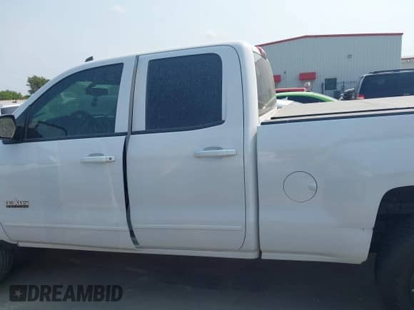 2015 Chevrolet Silverado 1500 LT с VIN 1GCRCREH0FZ329349, выставлен на аукционе IAAI как лот 42848862 с пробегом 129 828 миль миль и . История ставок и продаж доступна на DreamBid. Изображение 14.