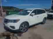 2017 Nissan Pathfinder SL z VIN 5N1DR2MM8HC656730, wystawiony jako IAAI lot #43080726 z przebiegiem 90 385 mil mil oraz . Historia ofert i sprzedaży dostępna na DreamBid. Obrazek 2.