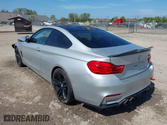 2014 BMW 4 Series 428i xDrive с VIN WBA3N5C57EF716253, выставлен на аукционе IAAI как лот 43254748 с пробегом 124 718 миль миль и . История ставок и продаж доступна на DreamBid. Изображение 3.