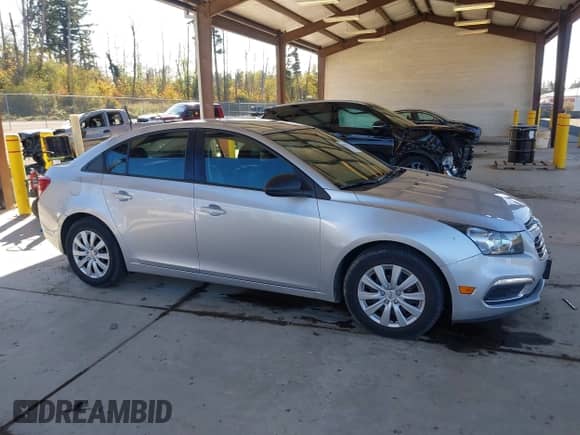 2016 Chevrolet Cruze LS с VIN 1G1PC5SG4G7140348, выставлен на аукционе IAAI как лот 43431756 с пробегом 97 451 миль миль и . История ставок и продаж доступна на DreamBid. Изображение 13.