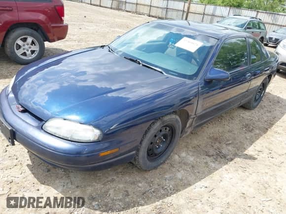 1998 Chevrolet Monte Carlo Z34 with VIN 2G1WX12K9W9309726, listed as a IAAI auction lot 42365024 with 184,025 mi miles and . Bid and sale history available at DreamBid. Image 2.