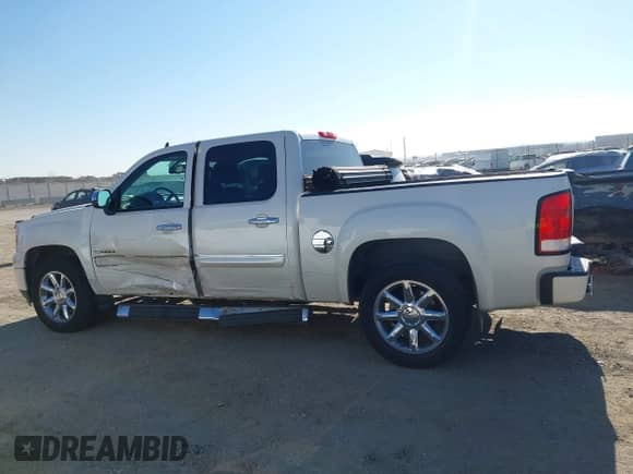 2012 GMC Sierra 1500 Denali with VIN 3GTP2XE2XCG103325, listed as a IAAI auction lot 41477140 with 119,917 mi miles and . Bid and sale history available at DreamBid. Image 14.