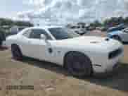 2023 Dodge Challenger R/T Scat Pack z VIN 2C3CDZFJ5PH695804, wystawiony jako Copart lot #67569295 z przebiegiem 6 898 mil mil oraz Szkoda całkowita • Salvage title. Historia ofert i sprzedaży dostępna na DreamBid. Obrazek 4.